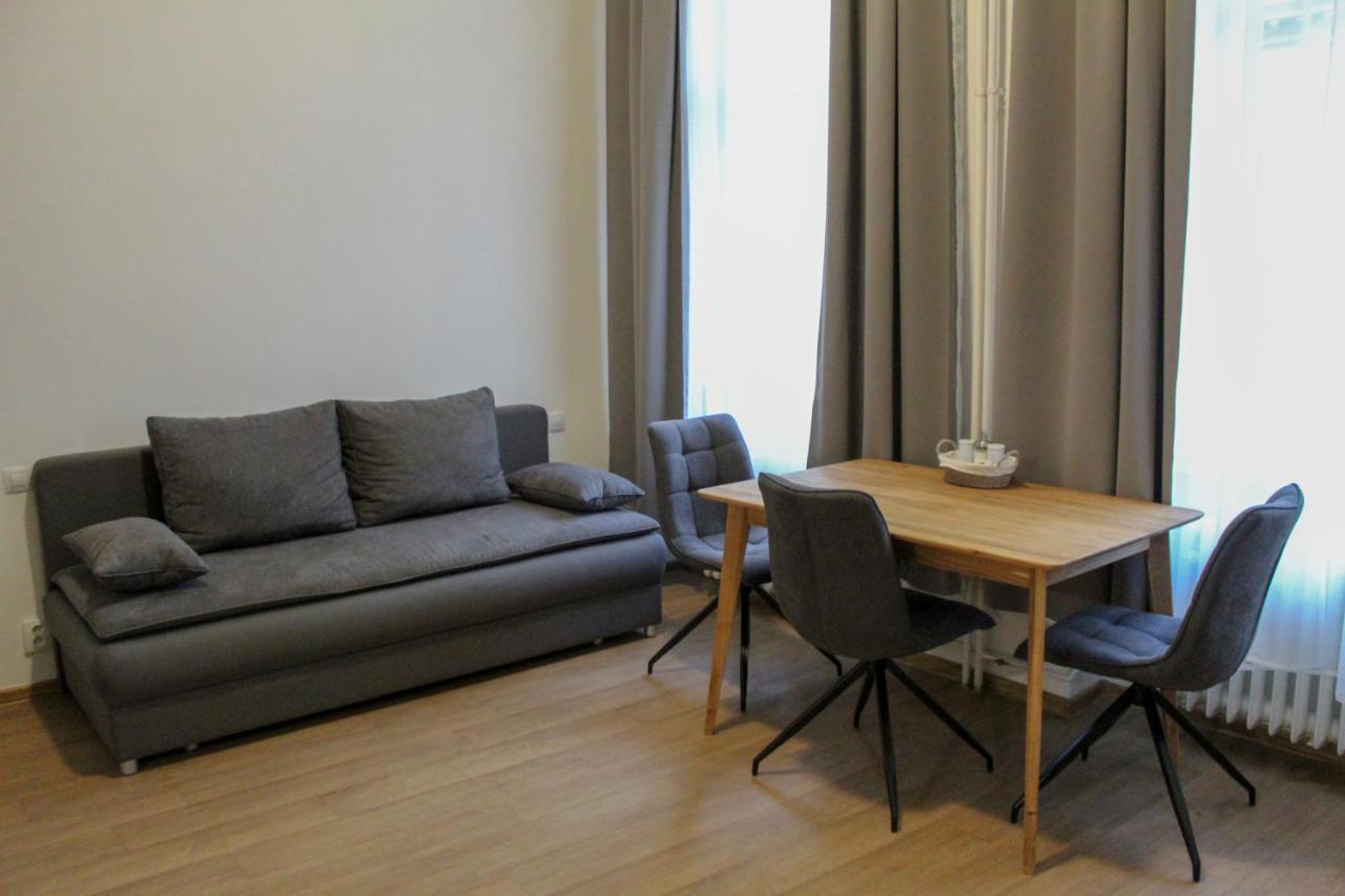 Happy Days Sokolska Apartment